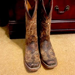 Circle G Square Toe Western Boots